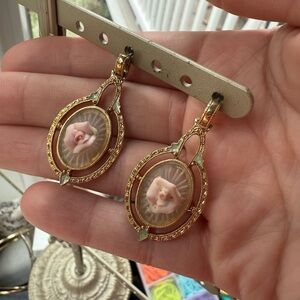 Vintage Elegant Gold and Pink Rose Cameo Frosted Glass Earrings